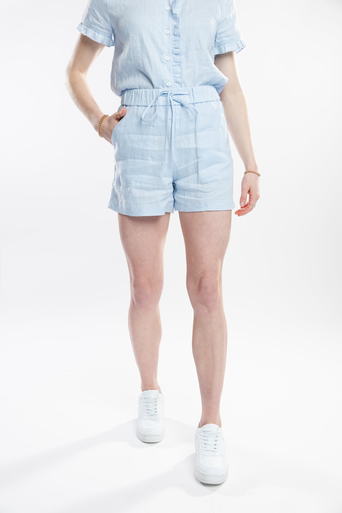 The Jenna Linen Short | Sky