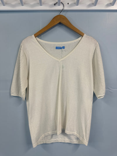 The Caroline V-Neck- Sample